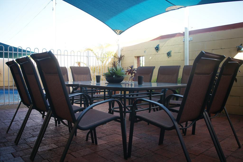Cedar Lodge Motel Townsville Kültér fotó