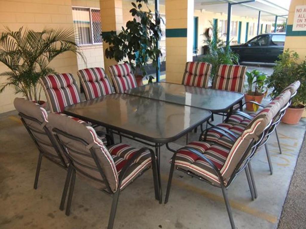 Cedar Lodge Motel Townsville Kültér fotó