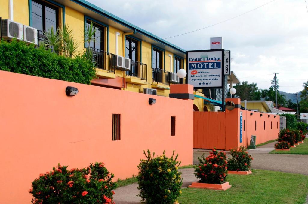Cedar Lodge Motel Townsville Kültér fotó